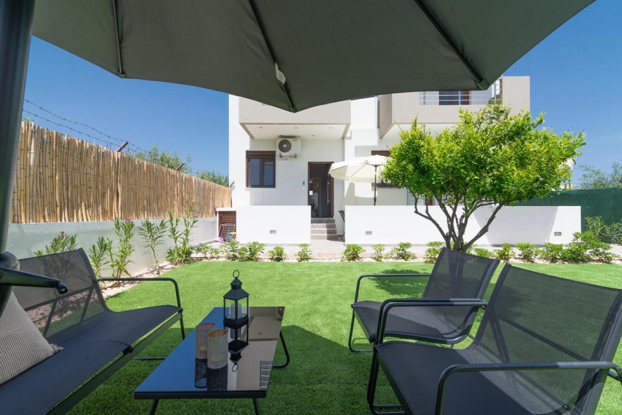 Modern House With Pool Near Beach Gazi ภายนอก รูปภาพ