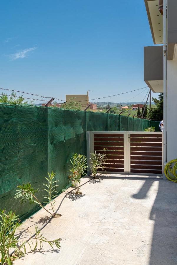 Modern House With Pool Near Beach Gazi ภายนอก รูปภาพ