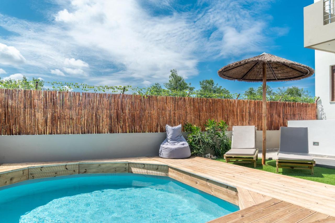 Modern House With Pool Near Beach Gazi ภายนอก รูปภาพ