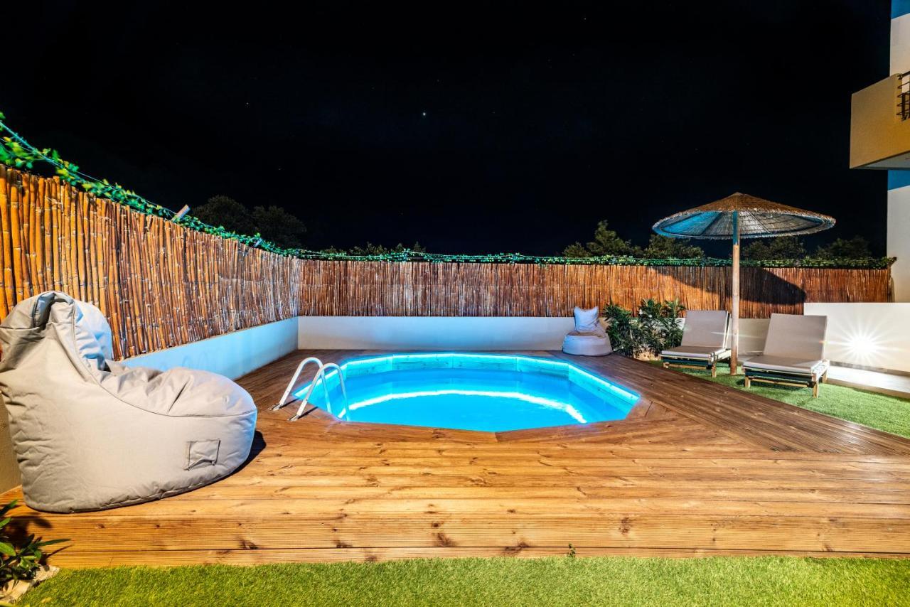 Modern House With Pool Near Beach Gazi ภายนอก รูปภาพ