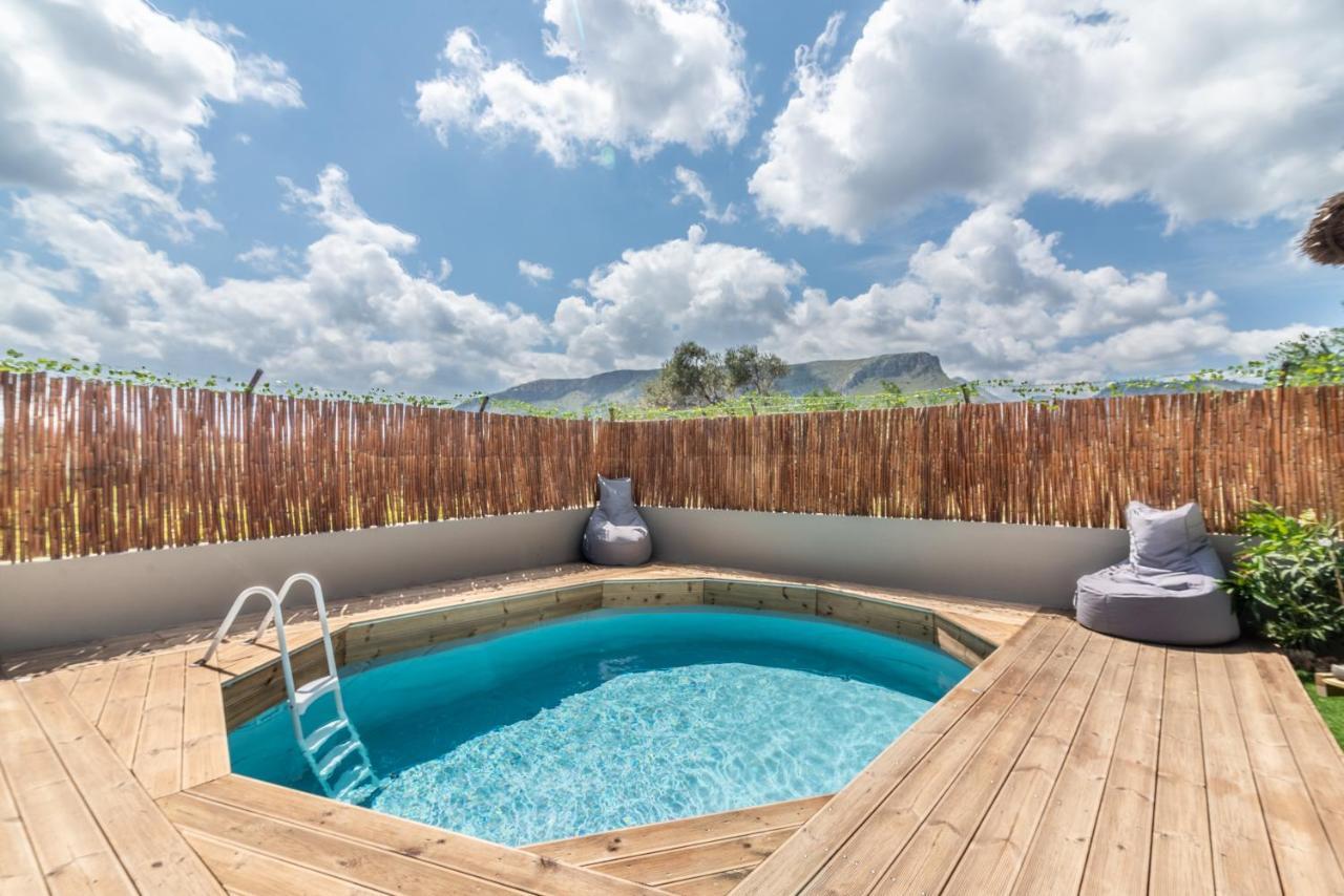Modern House With Pool Near Beach Gazi ภายนอก รูปภาพ