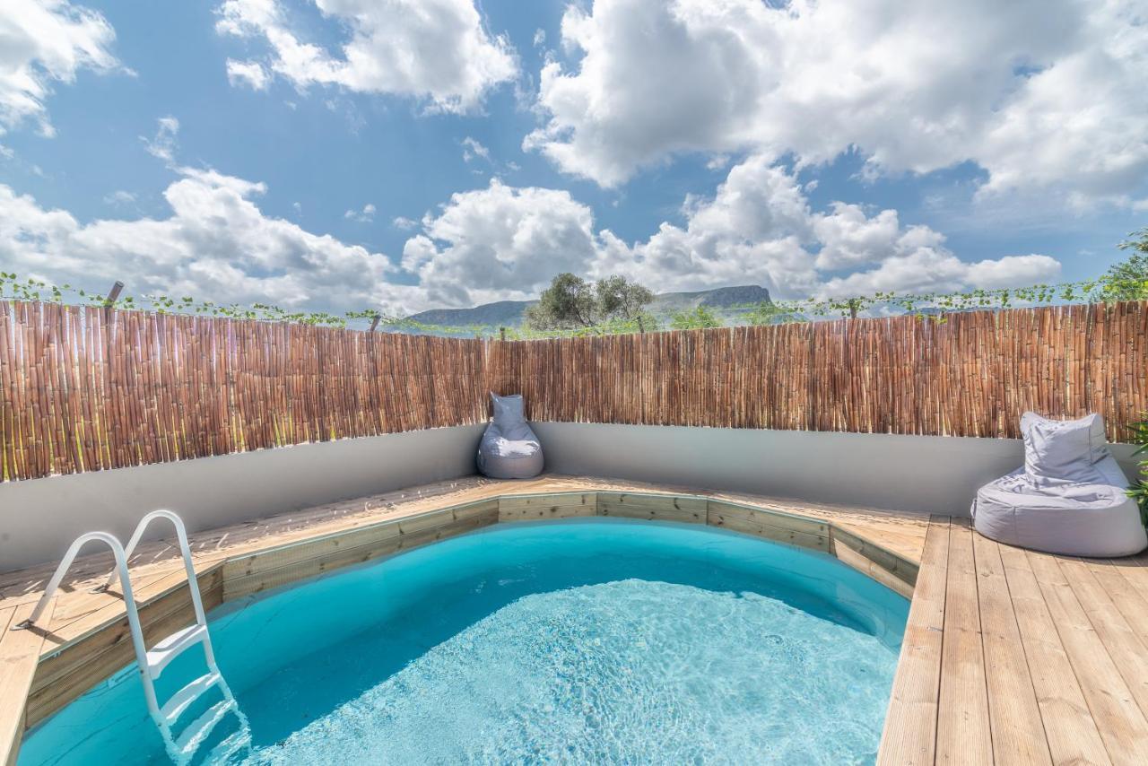 Modern House With Pool Near Beach Gazi ภายนอก รูปภาพ