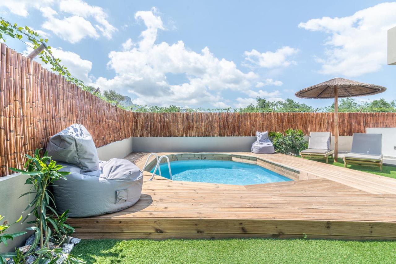 Modern House With Pool Near Beach Gazi ภายนอก รูปภาพ