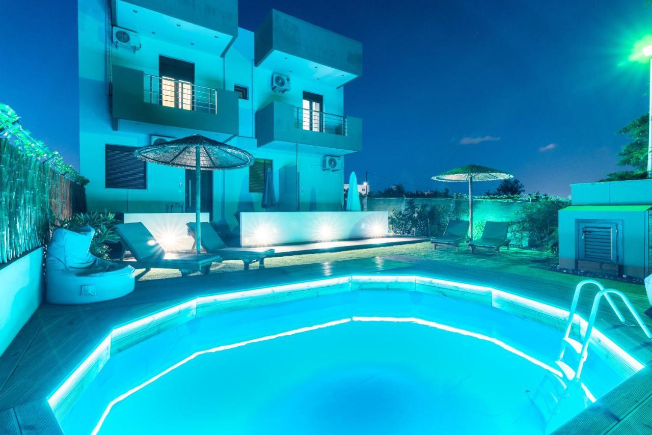 Modern House With Pool Near Beach Gazi ภายนอก รูปภาพ