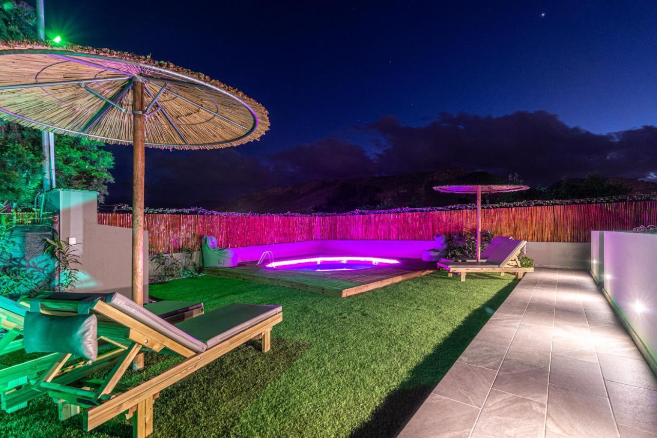 Modern House With Pool Near Beach Gazi ภายนอก รูปภาพ